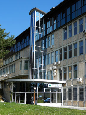 Vhod v zdravstveni dom